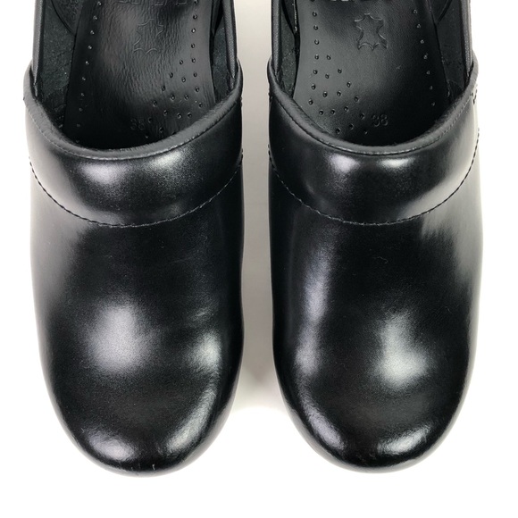 Dansko Professional Black Cabrio Leather Clog - Picture 7 of 14